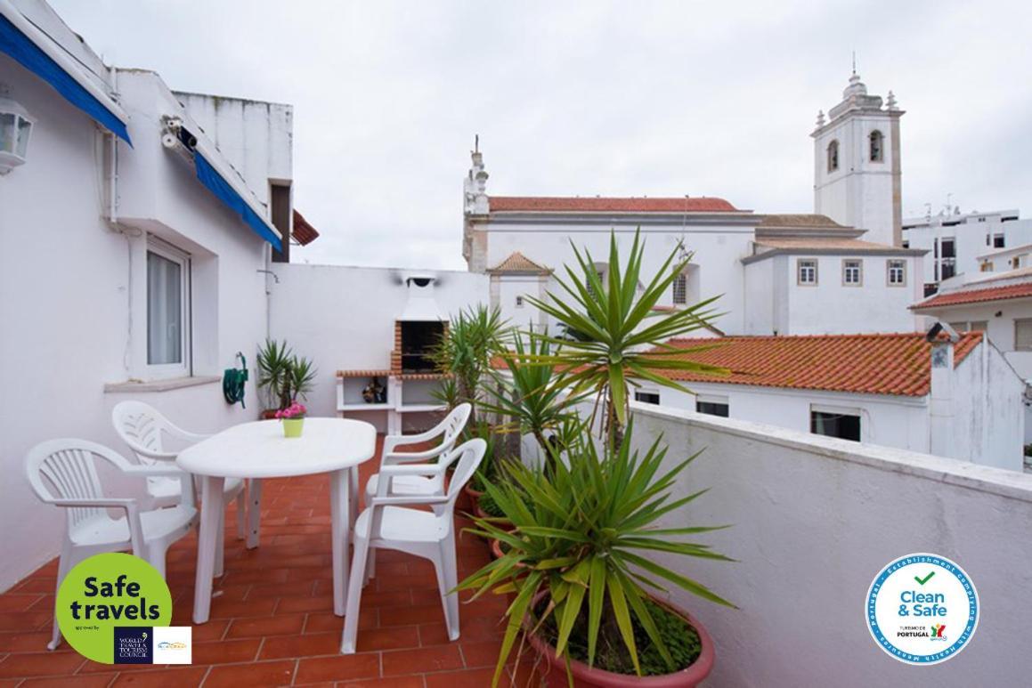 Lena'S Beach House By Hellovacations Albufeira Luaran gambar