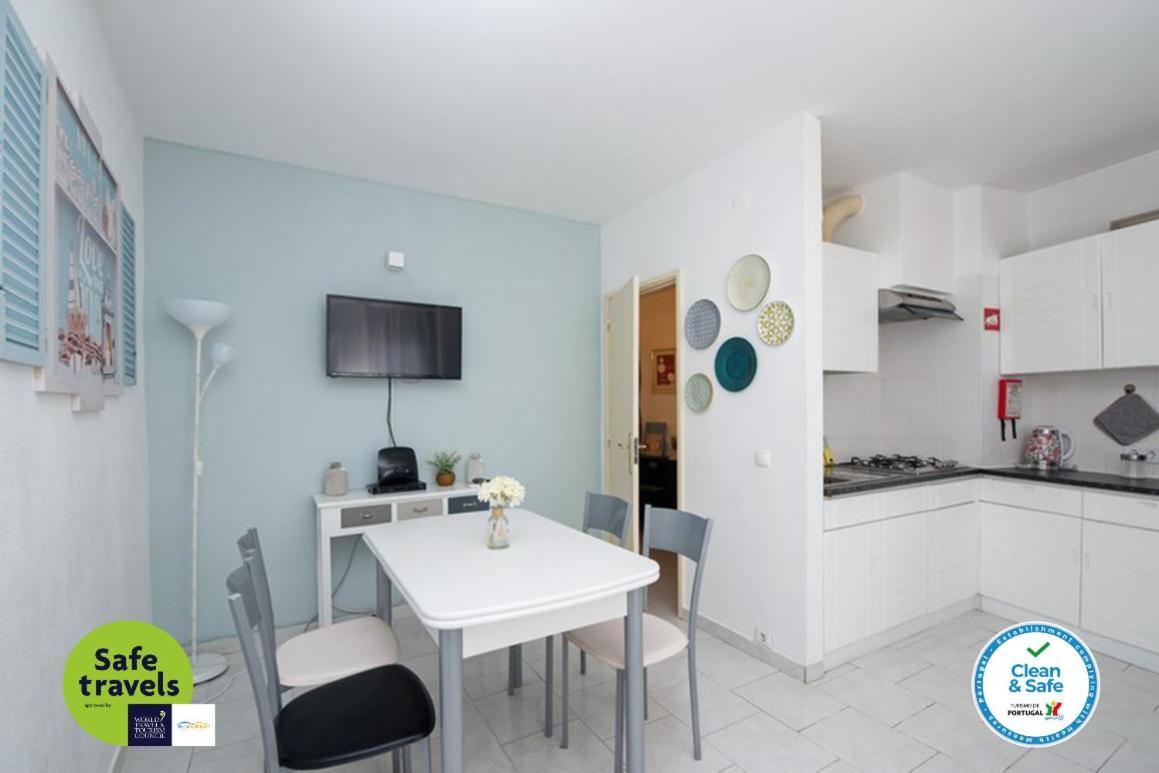 Lena'S Beach House By Hellovacations Albufeira Luaran gambar