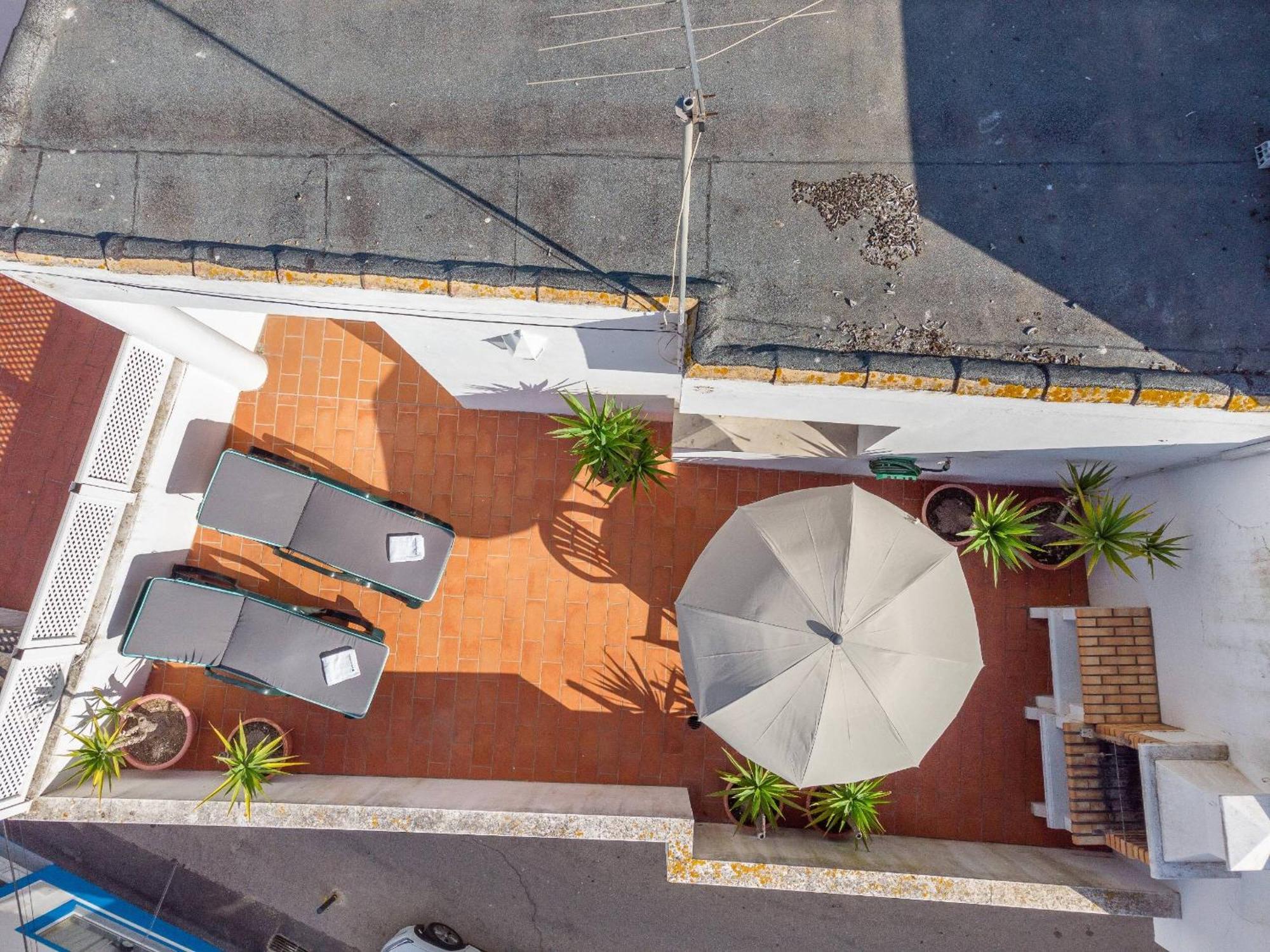 Lena'S Beach House By Hellovacations Albufeira Luaran gambar